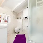 Cozy Garzoto