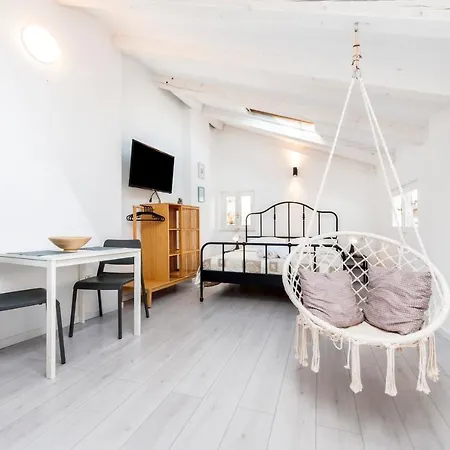 Cozy Garzoto *
