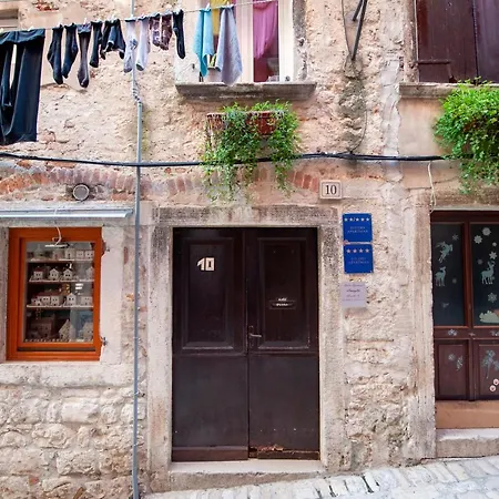 Cozy Garzoto Apartmán