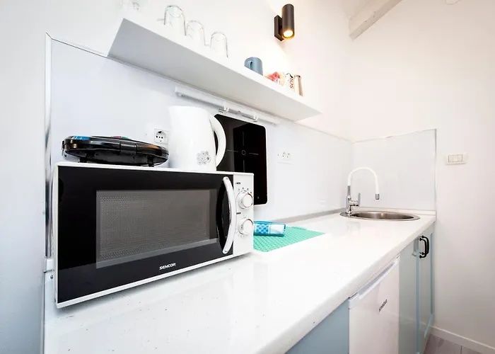 Cozy Garzoto * 로비니