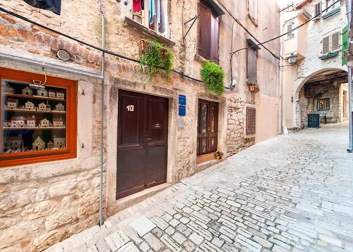 Cozy Garzoto * 로비니